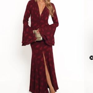 NWT Runaway The Label by Petal & Pup Sarey Maxi Dress Burgundy sz S